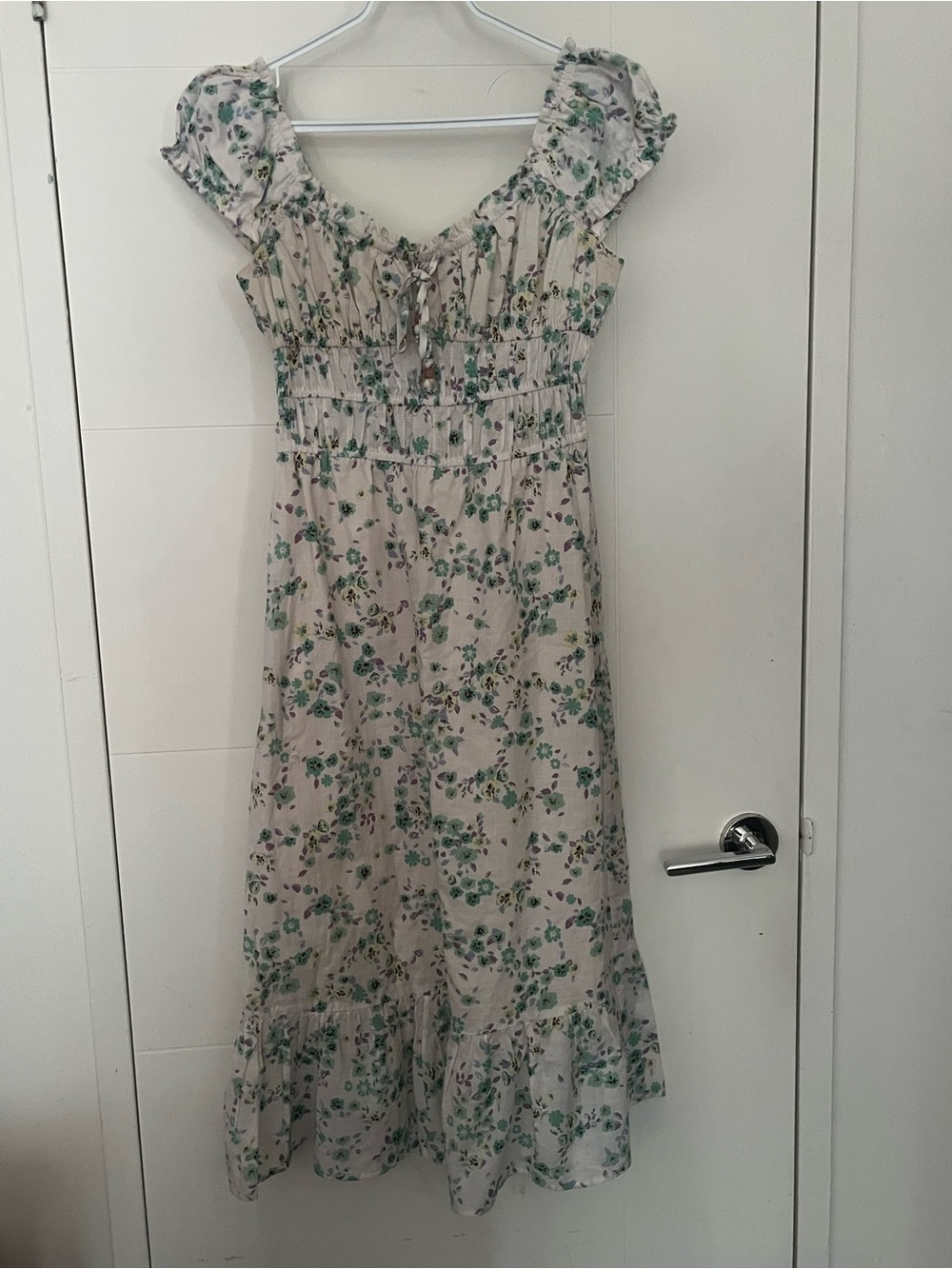100% Cotton Floral Puff Sleeve Midi Dress in Cream and Green